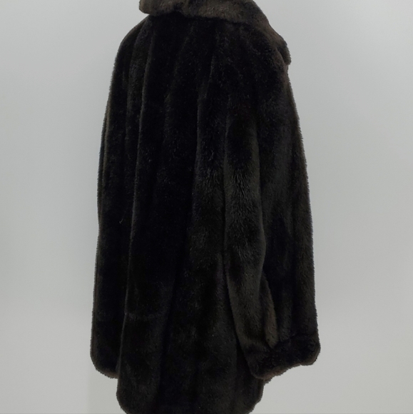 Tissavel of France vintage fur coat. - Picture 3 of 4
